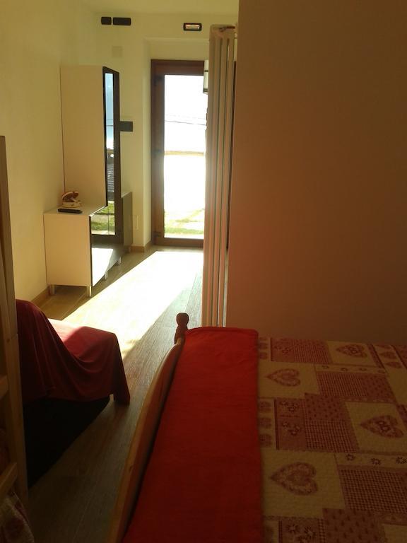 Agriturismo Botton D'Oro Dongo Habitación foto